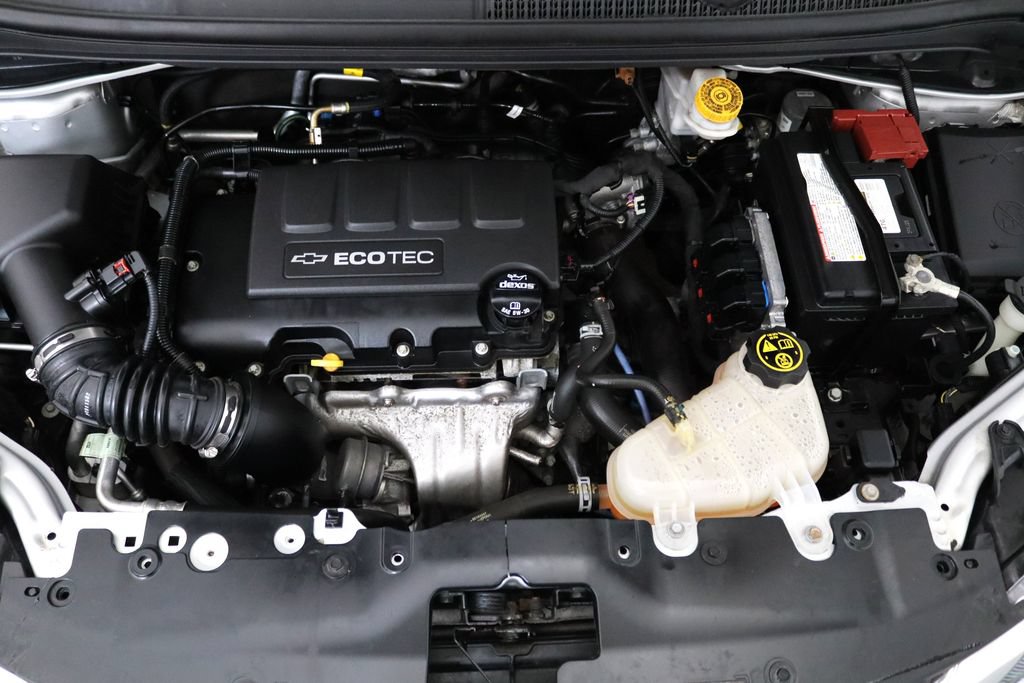 Used 2020 Chevrolet Sonic LT FWD image 29