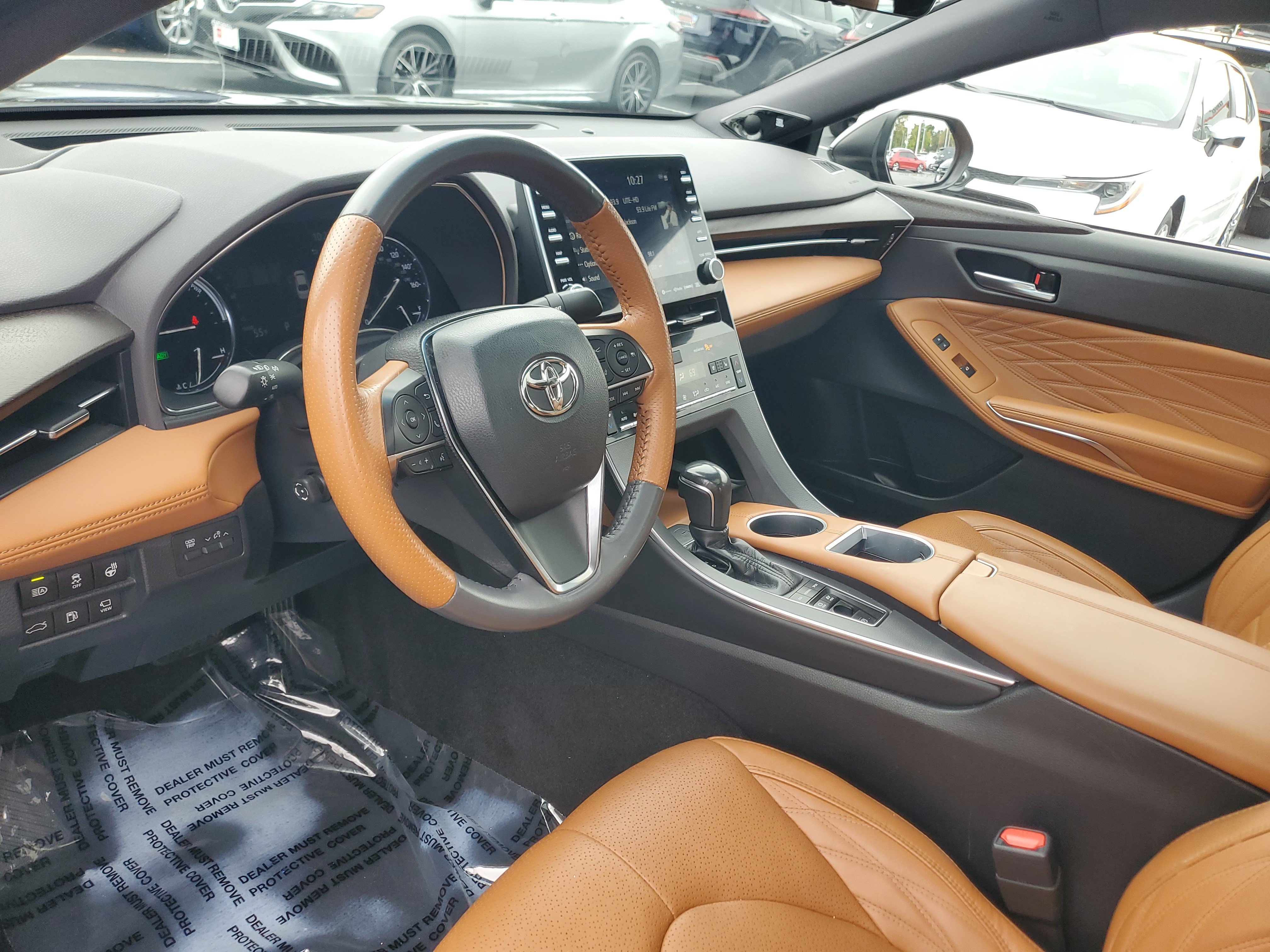 Certified 2020 Toyota Avalon Limited w/ Advanced Safety Package FWD image 19