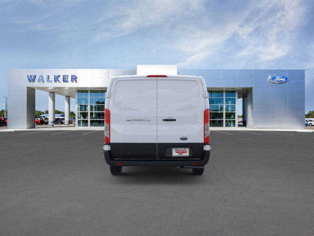 New 2025 Ford E-Transit Low Roof image 5