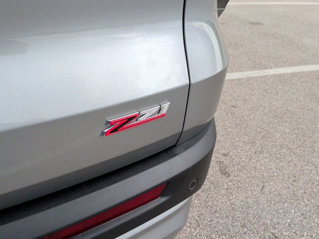 Used 2025 Chevrolet Traverse Z71 AWD/4WD image 44