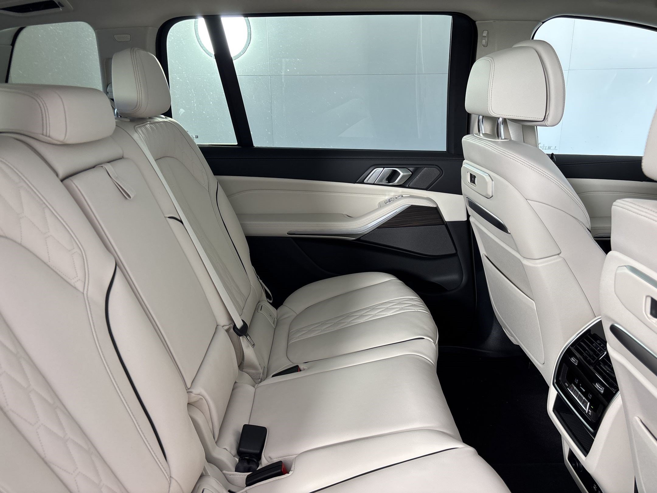 New 2027 BMW X7 xDrive40i AWD/4WD image 31