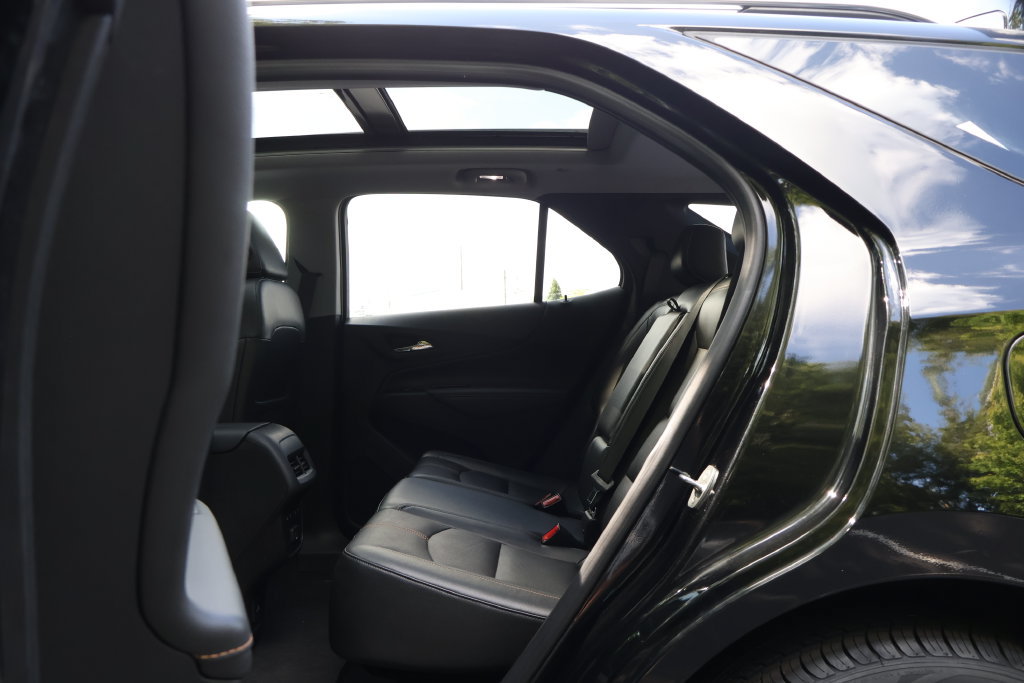 Certified 2023 Chevrolet Equinox Premier AWD/4WD image 48