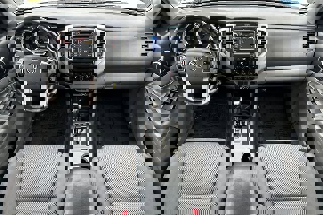 Used 2013 Toyota Tacoma PreRunner w/ TRD Sport Pkg image 15