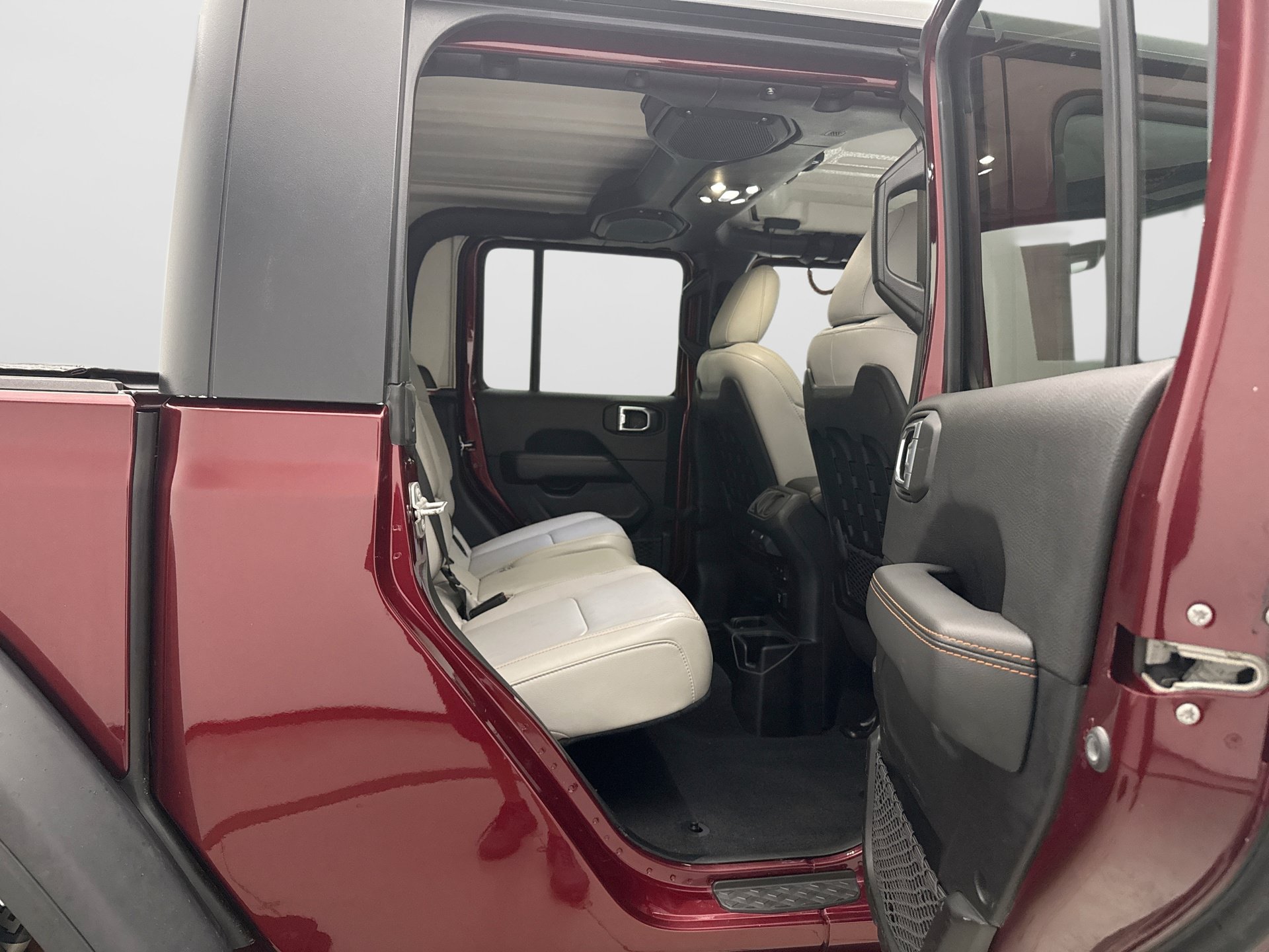 Used 2021 Jeep Gladiator Mojave AWD/4WD image 18