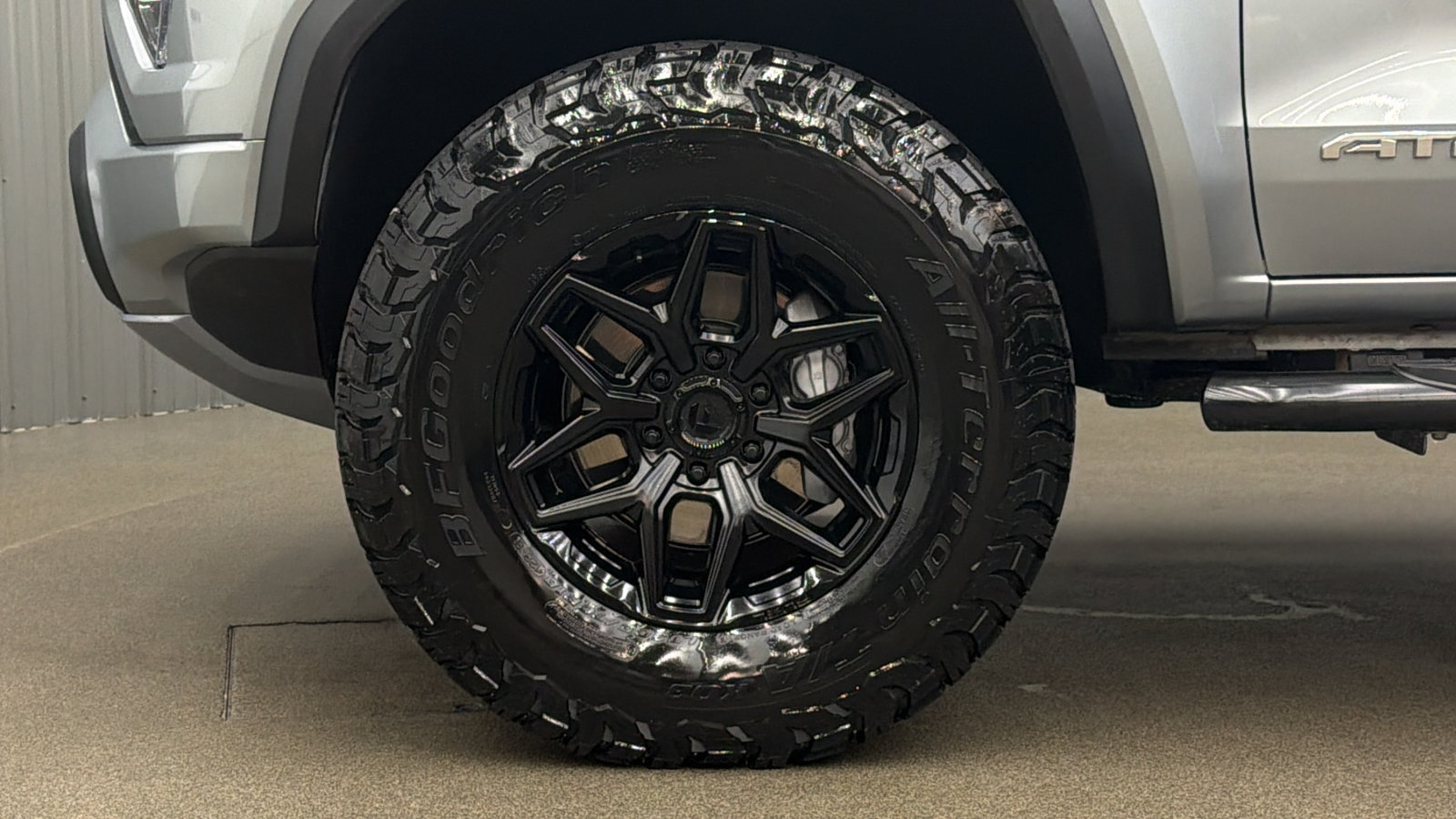 Used 2026 GMC Canyon AT4 AWD/4WD image 10