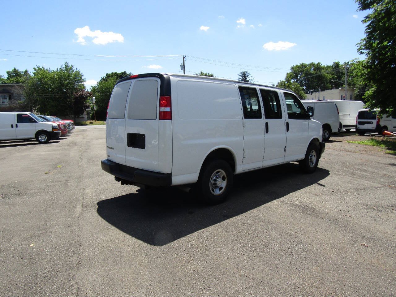 Used 2021 Chevrolet Express 2500 w/ Driver Convenience Package RWD image 6