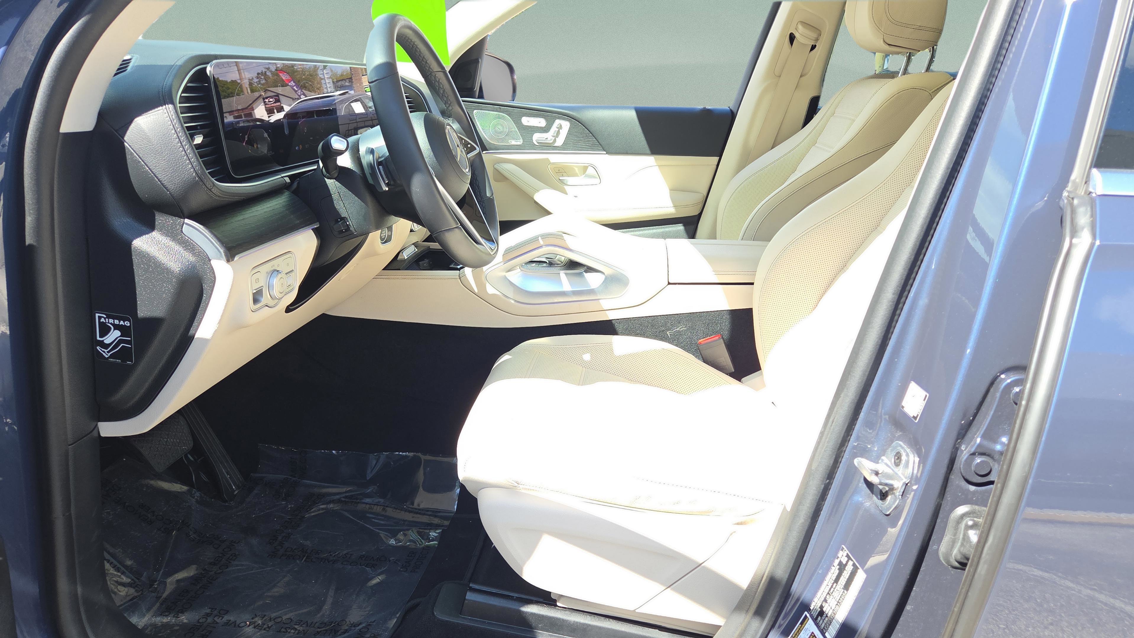 Certified 2024 Mercedes-Benz GLS 450 4MATIC image 29