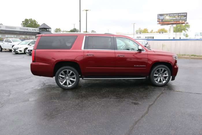 Used 2017 Chevrolet Suburban Premier image 7