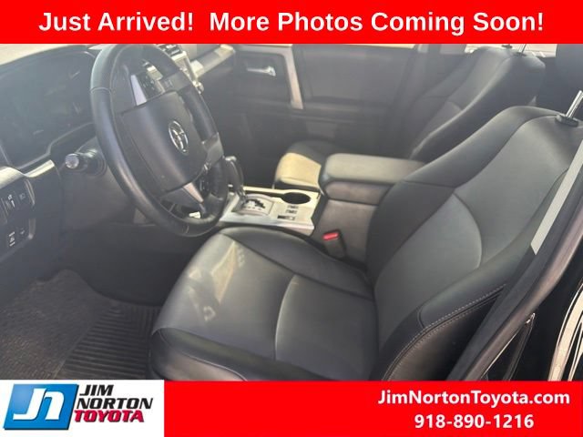 Used 2023 Toyota 4Runner SR5 Premium w/ Moonroof Package RWD image 11