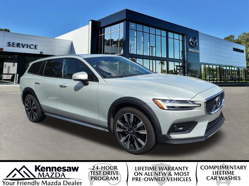 Used 2022 Volvo V60 T5 Cross Country w/ Lounge Package