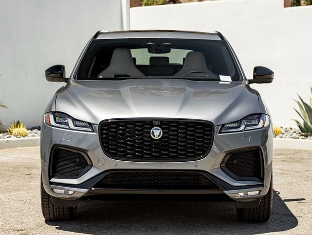 New 2026 Jaguar F-PACE R-Dynamic S image 3