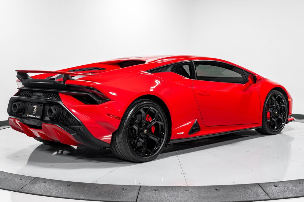 Used 2023 Lamborghini Huracan Tecnica RWD image 3