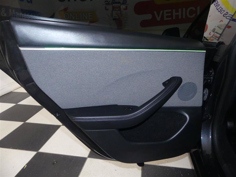 Used 2025 Tesla Model 3 Long Range RWD image 22
