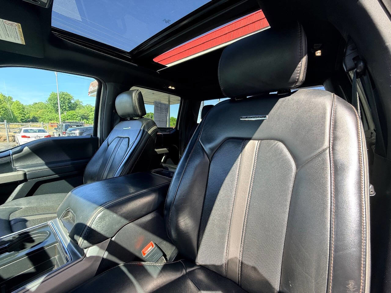 Used 2020 Ford F250 Platinum w/ FX4 Off-Road Package AWD/4WD image 33