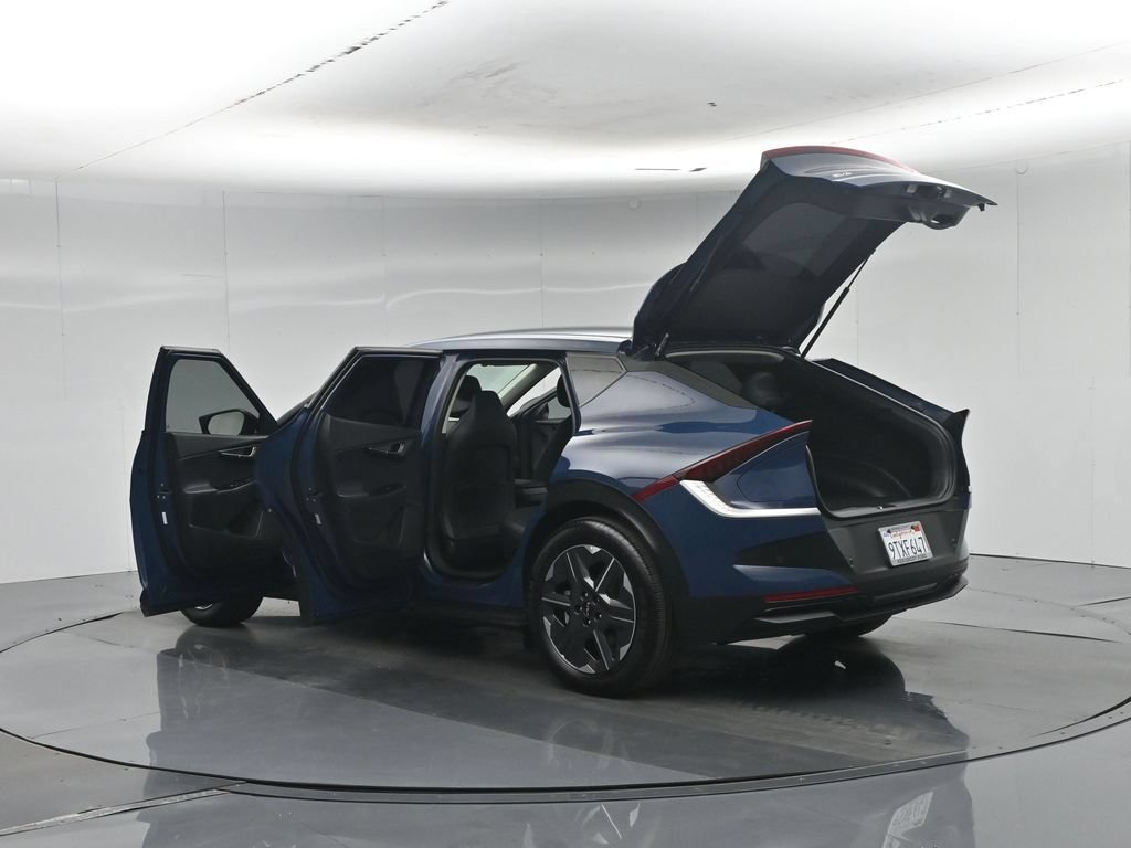 Used 2025 Kia EV6 Light RWD image 38