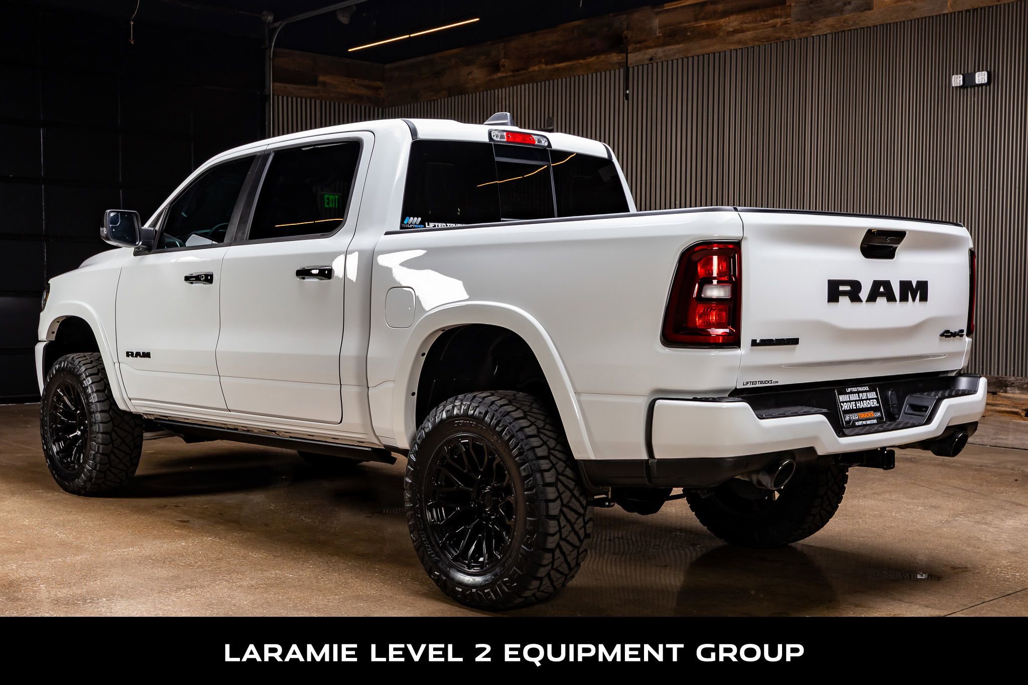 Used 2025 RAM 1500 Laramie w/ Night Edition image 7