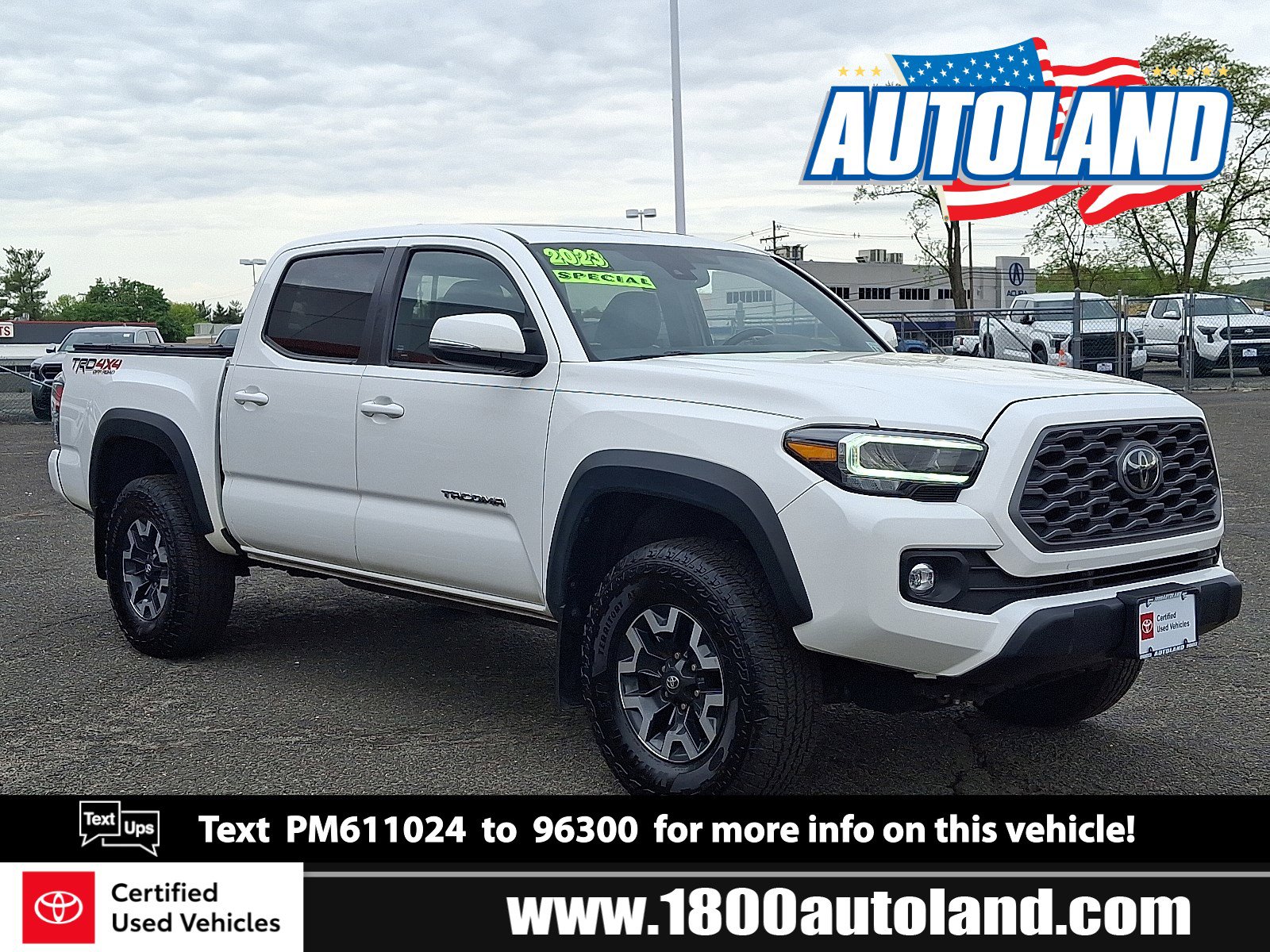 Used 2023 Toyota Tacoma TRD Off-Road w/ TRD Premium Off Road Package AWD/4WD image 1