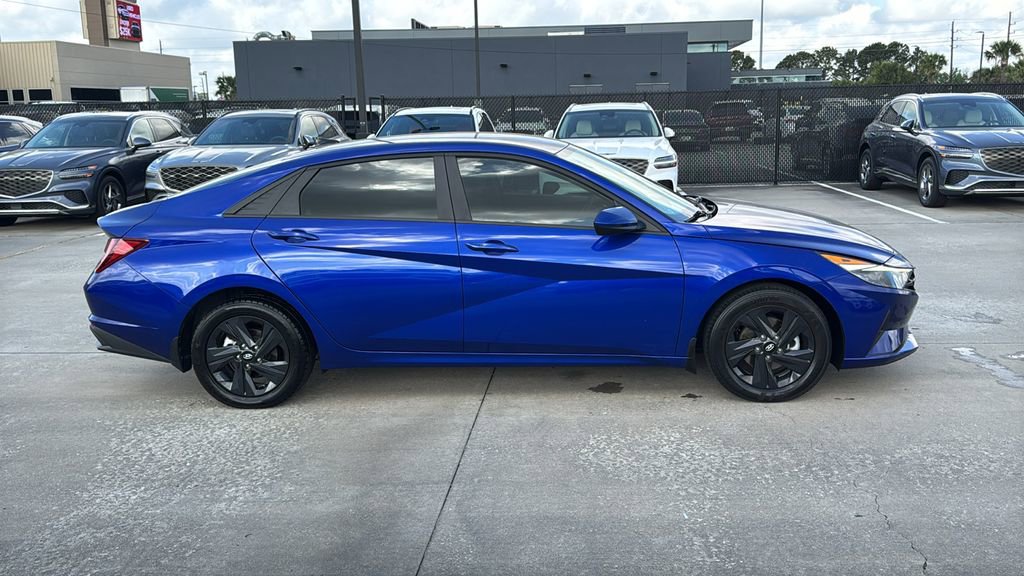 Used 2023 Hyundai Elantra SEL image 4