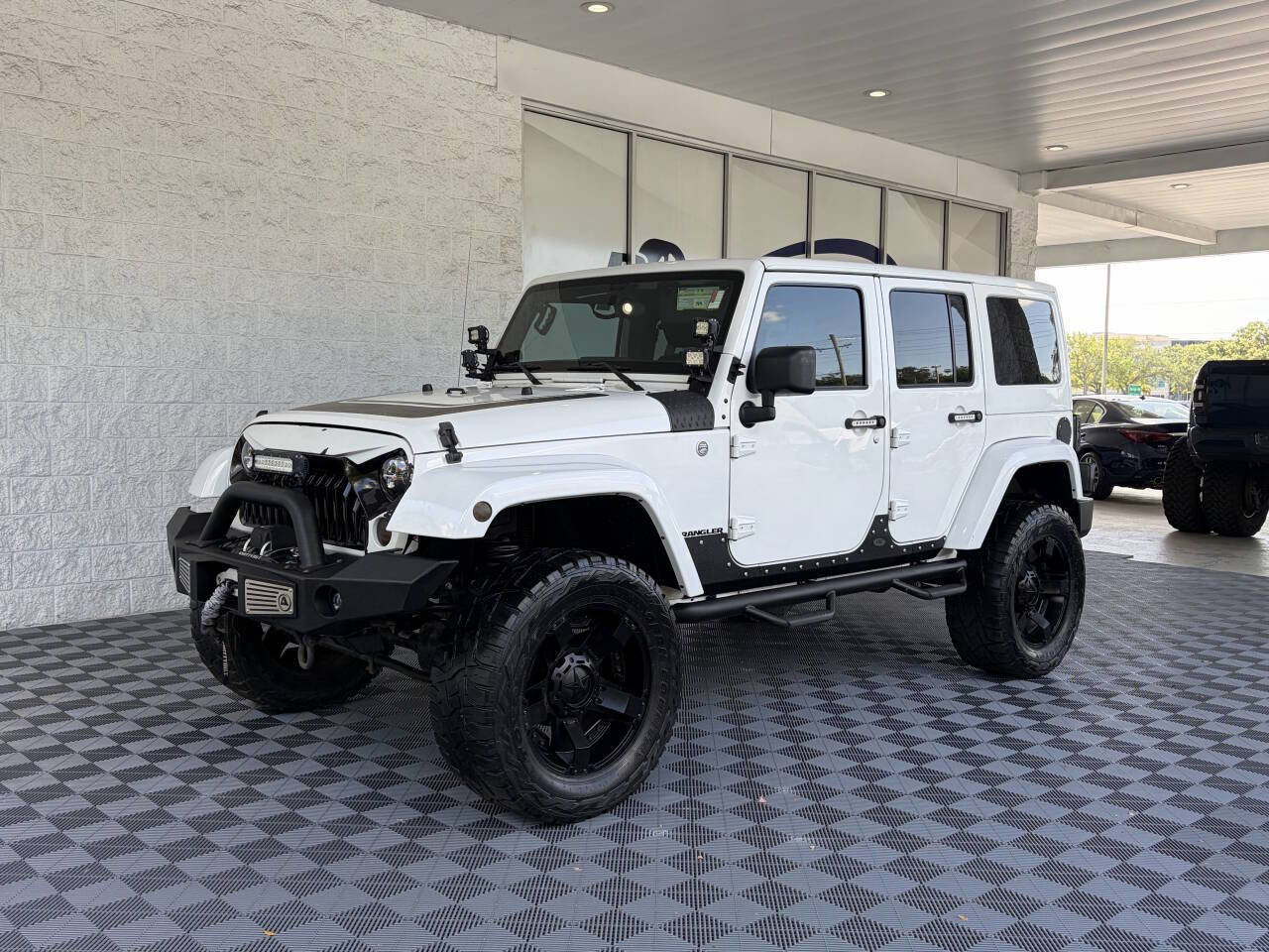 Used 2012 Jeep Wrangler Unlimited Sahara