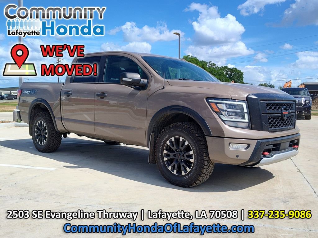 Used 2021 Nissan Titan PRO-4X w/ Pro-4x Convenience Package AWD/4WD image 15