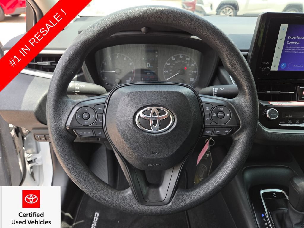 Certified 2025 Toyota Corolla LE FWD image 28