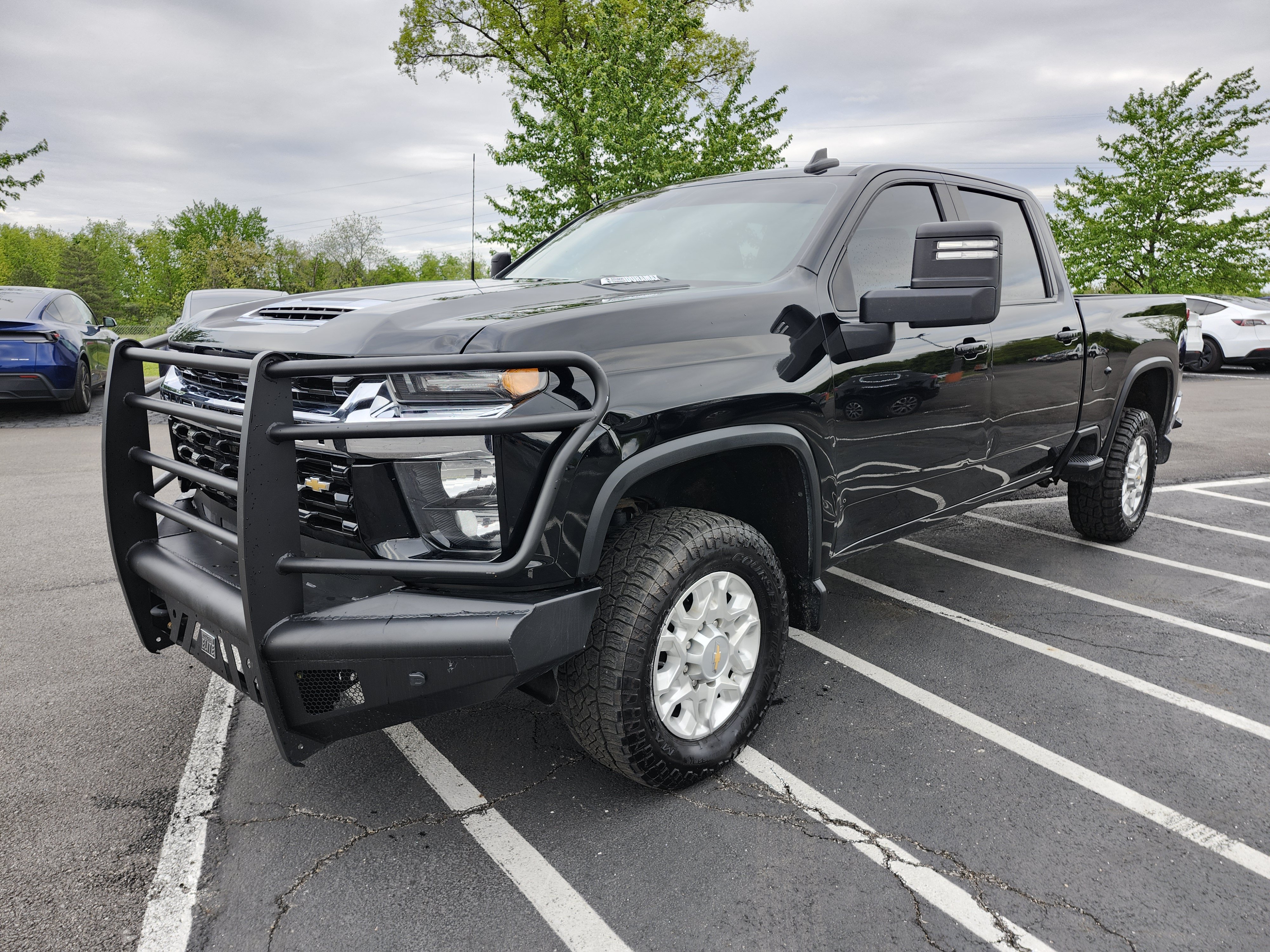 Used 2023 Chevrolet Silverado 3500 LT w/ Convenience Package AWD/4WD image 13