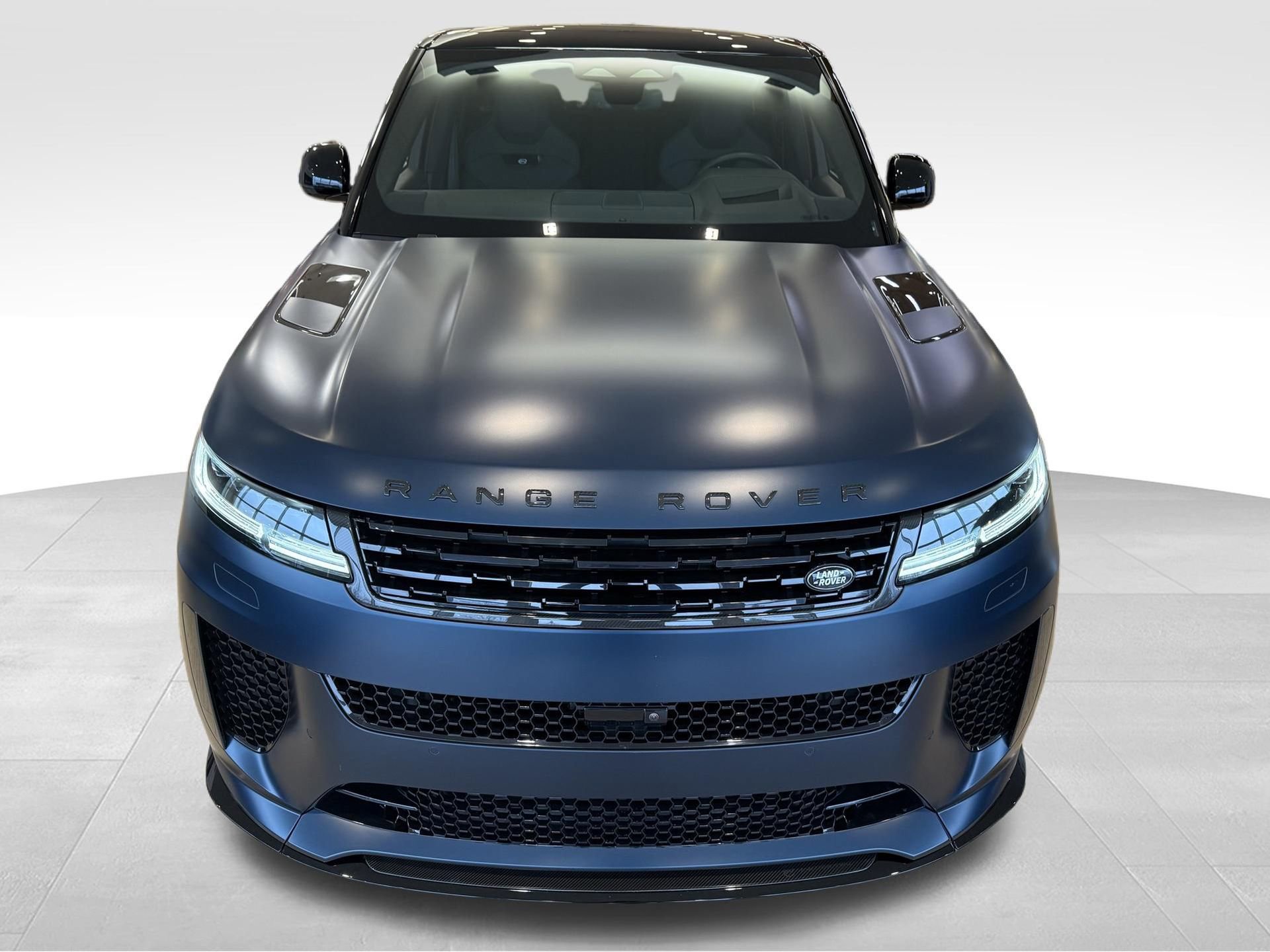 Used 2025 Land Rover Range Rover Sport SV Edition Two image 13