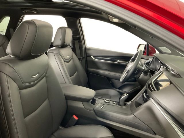 Certified 2025 Cadillac XT5 Premium Luxury w/ Technology Package image 31