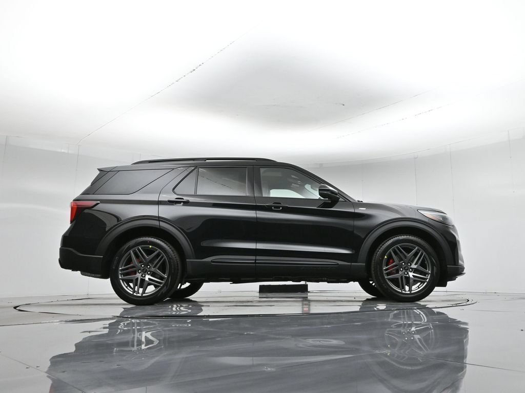 New 2026 Ford Explorer ST-Line w/ ST-Line Street Pack AWD/4WD image 69