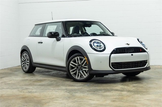 Certified 2025 MINI Cooper S image 5
