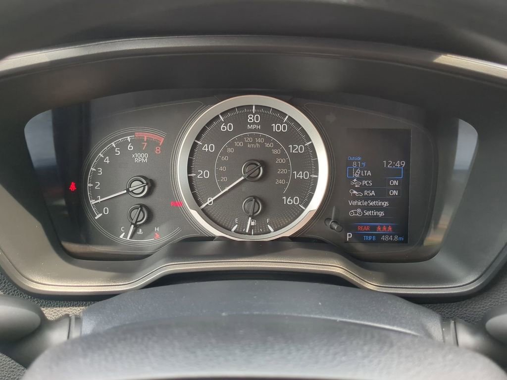 Used 2022 Toyota Corolla LE image 23