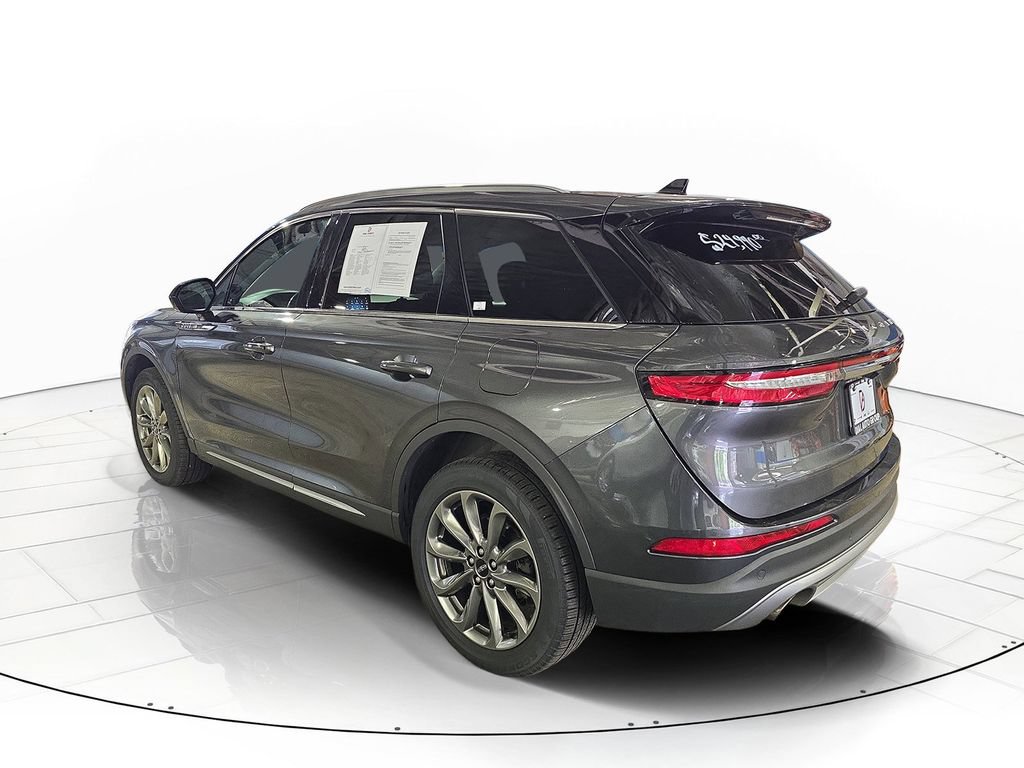 Used 2020 Lincoln Corsair AWD w/ Premium Package image 3