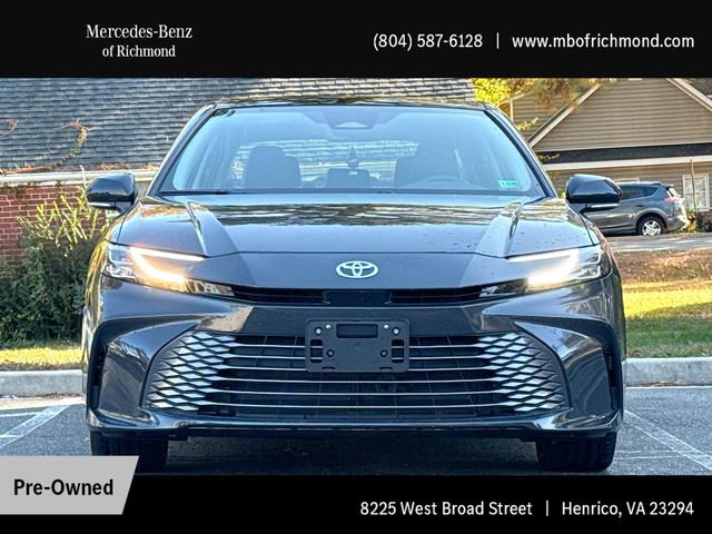Used 2025 Toyota Camry XLE image 10