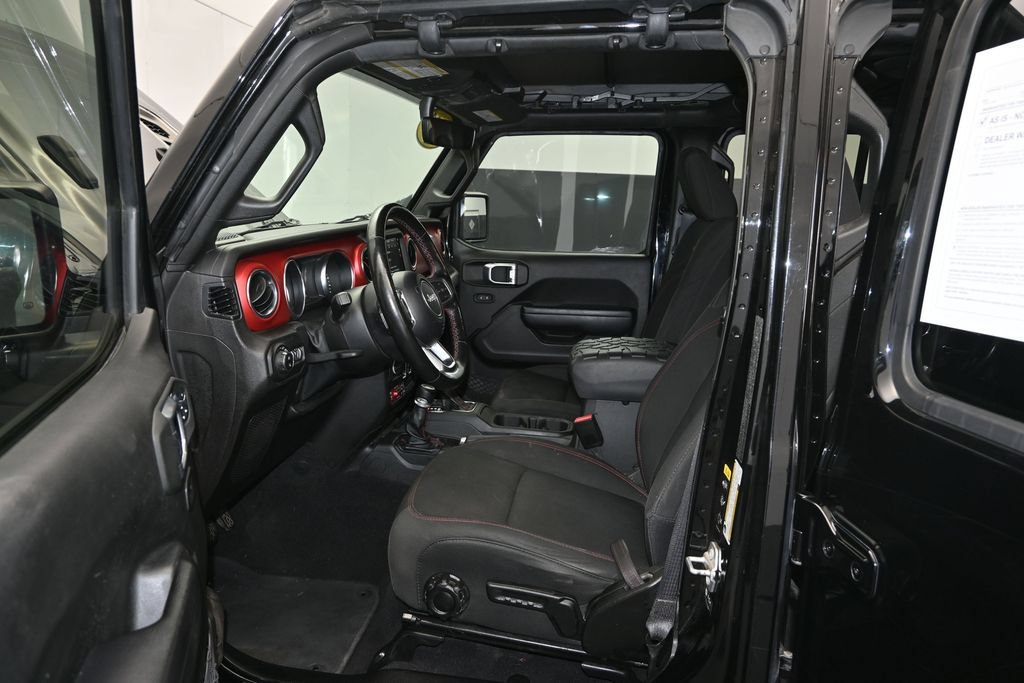 Used 2022 Jeep Gladiator Rubicon w/ Cold Weather Group AWD/4WD image 16