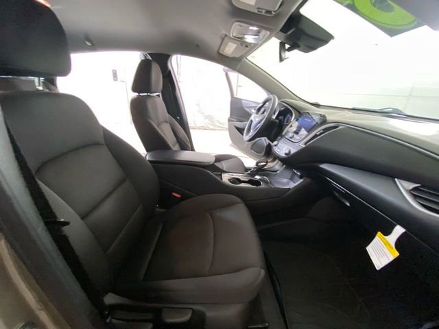 Used 2023 Chevrolet Malibu LS image 37