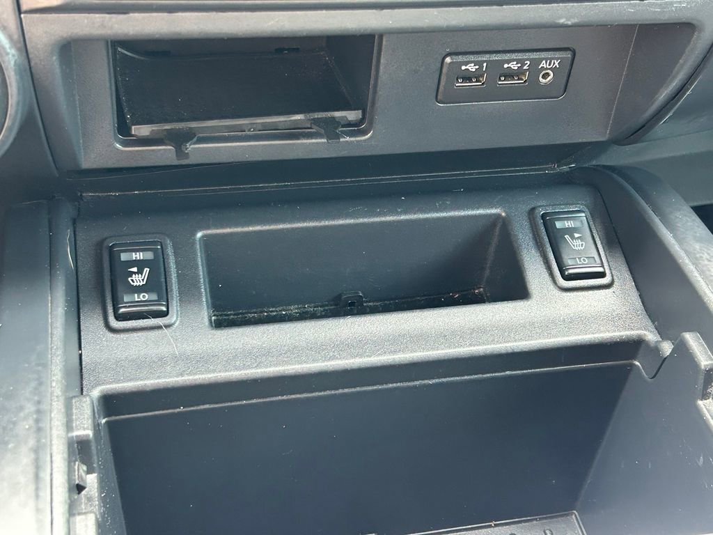 Used 2019 Nissan Titan SV w/ SV Convenience Package AWD/4WD image 28
