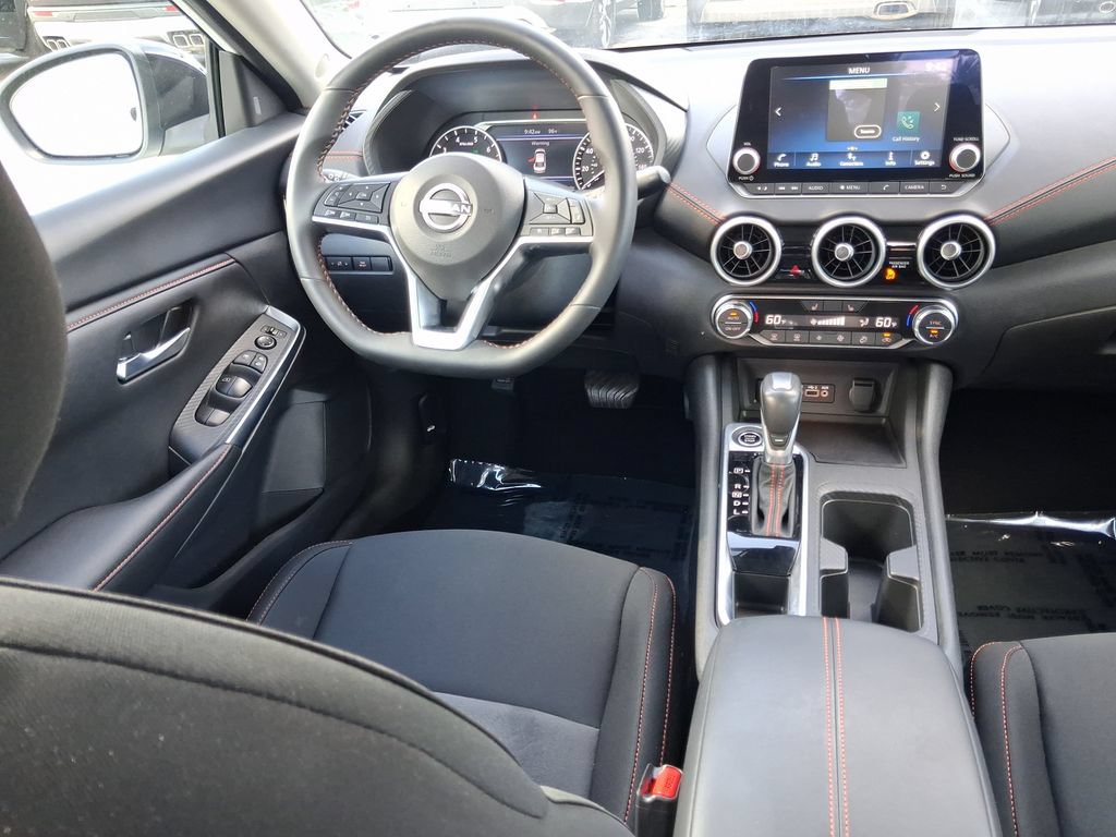 Used 2025 Nissan Sentra SR FWD image 17