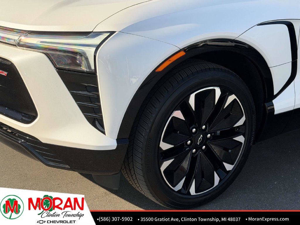 Certified 2024 Chevrolet Blazer EV RS AWD/4WD image 9