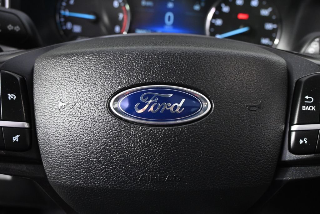 Used 2020 Ford Explorer XLT w/ Equipment Group 202A AWD/4WD image 35