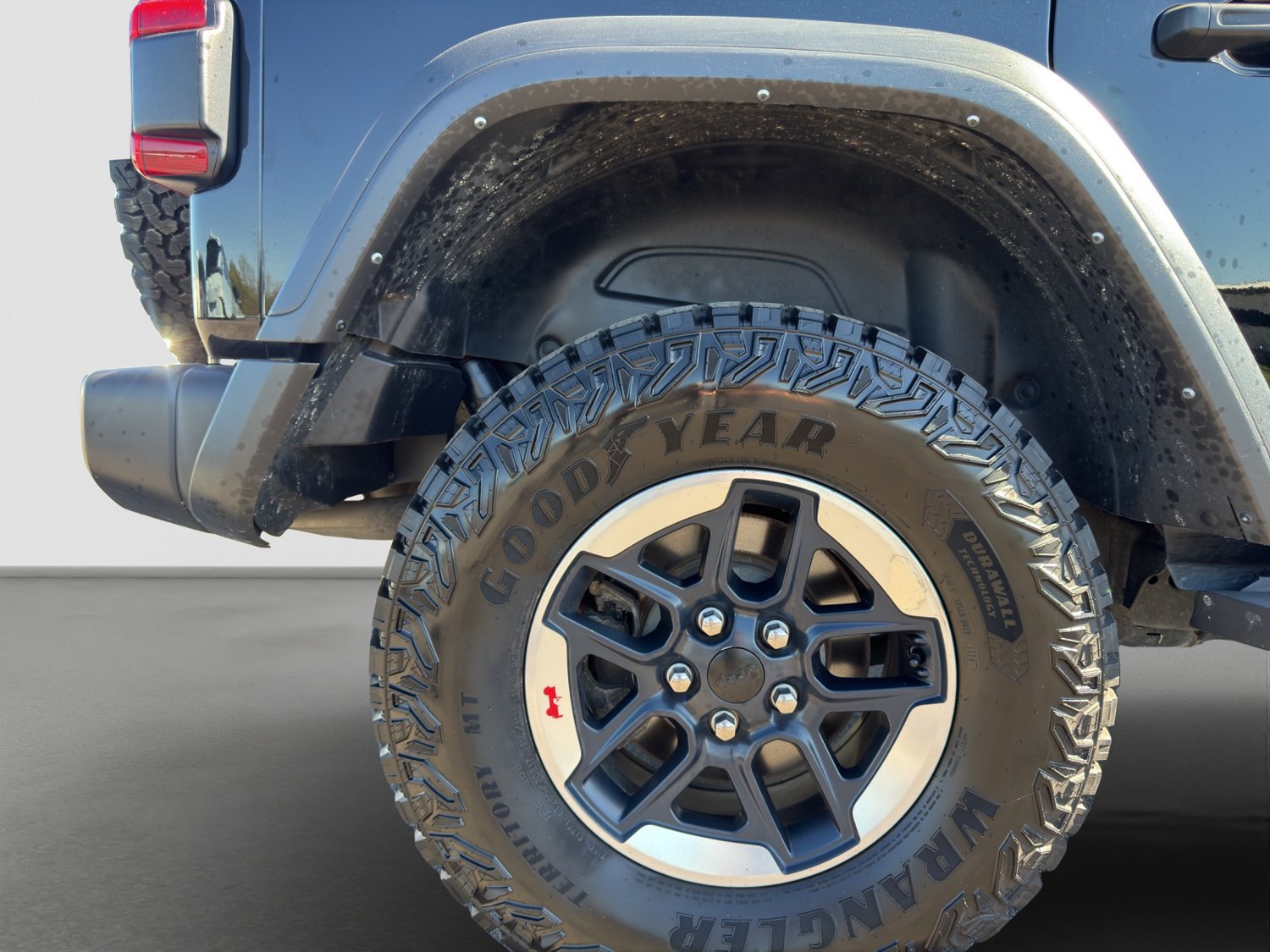 Used 2022 Jeep Wrangler Unlimited Rubicon w/ Cold Weather Group AWD/4WD image 23