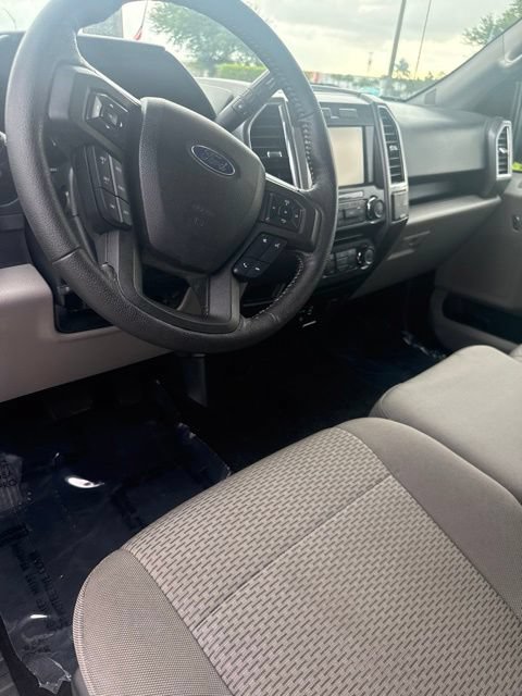 Used 2015 Ford F150 XLT w/ Equipment Group 302A Luxury AWD/4WD image 5
