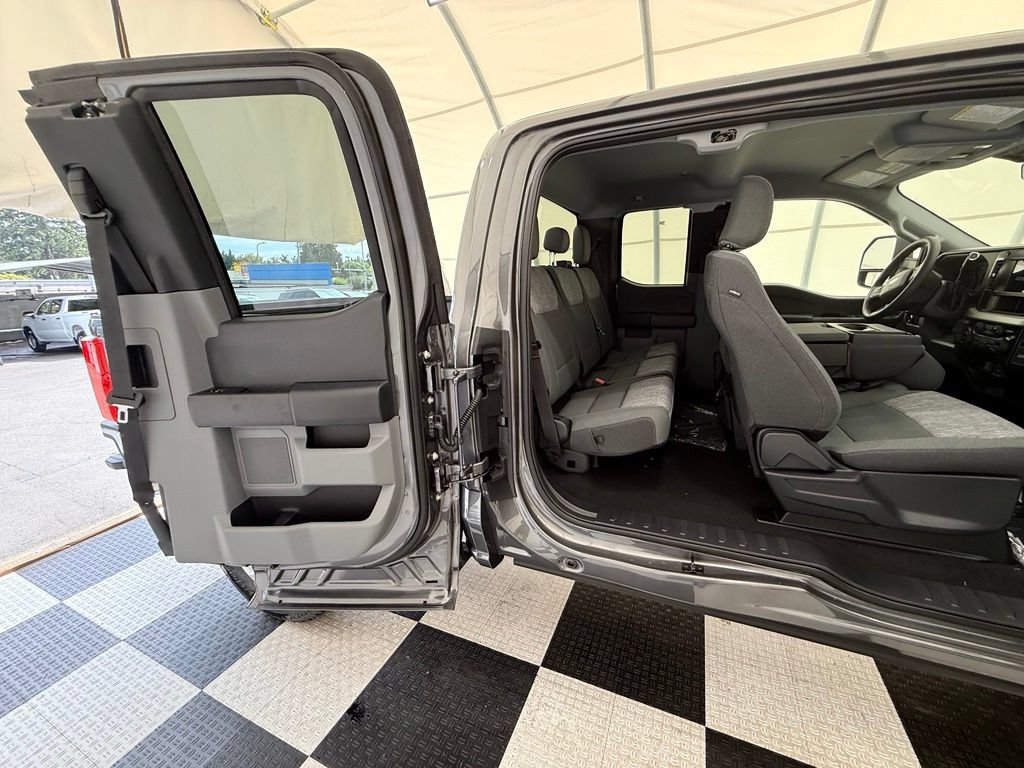 New 2026 Ford F250 XLT w/ FX4 Off-Road Package AWD/4WD image 26