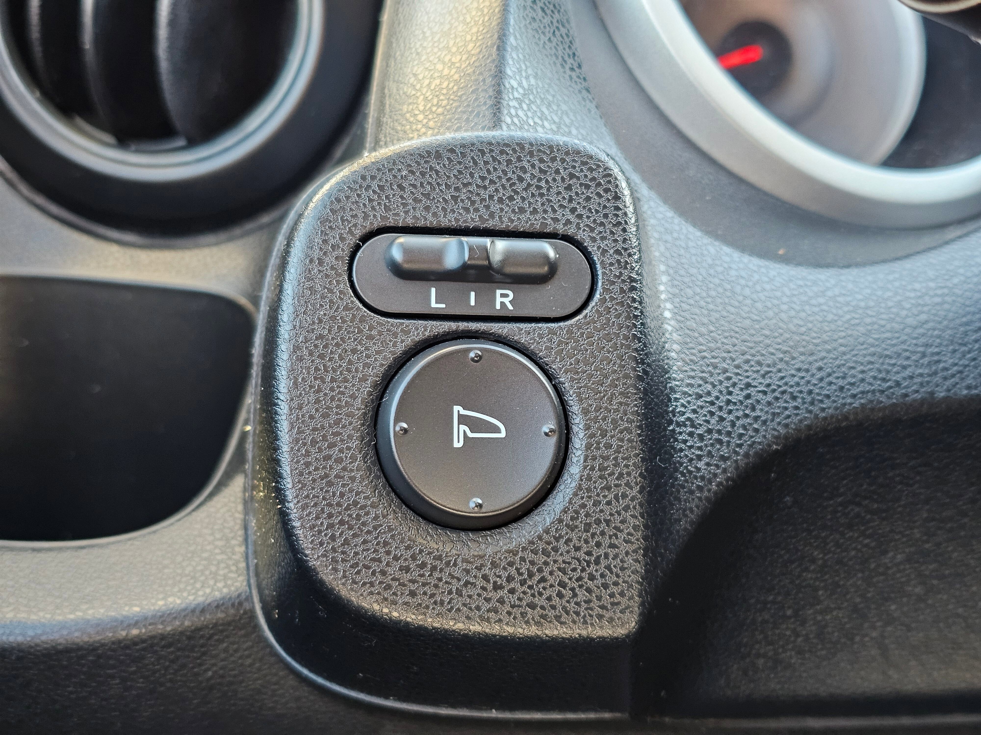 Used 2009 Honda Fit Sport image 30