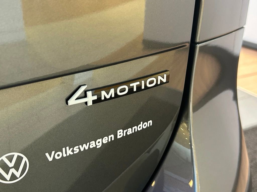 New 2025 Volkswagen ID. Buzz Pro S Plus AWD/4WD image 29