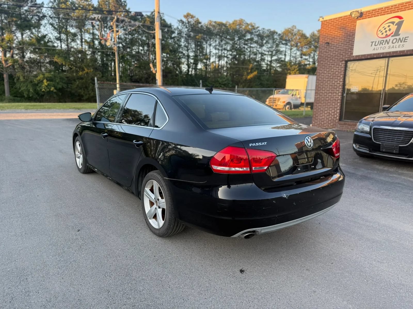 Used 2012 Volkswagen Passat 2.5 SE FWD image 3