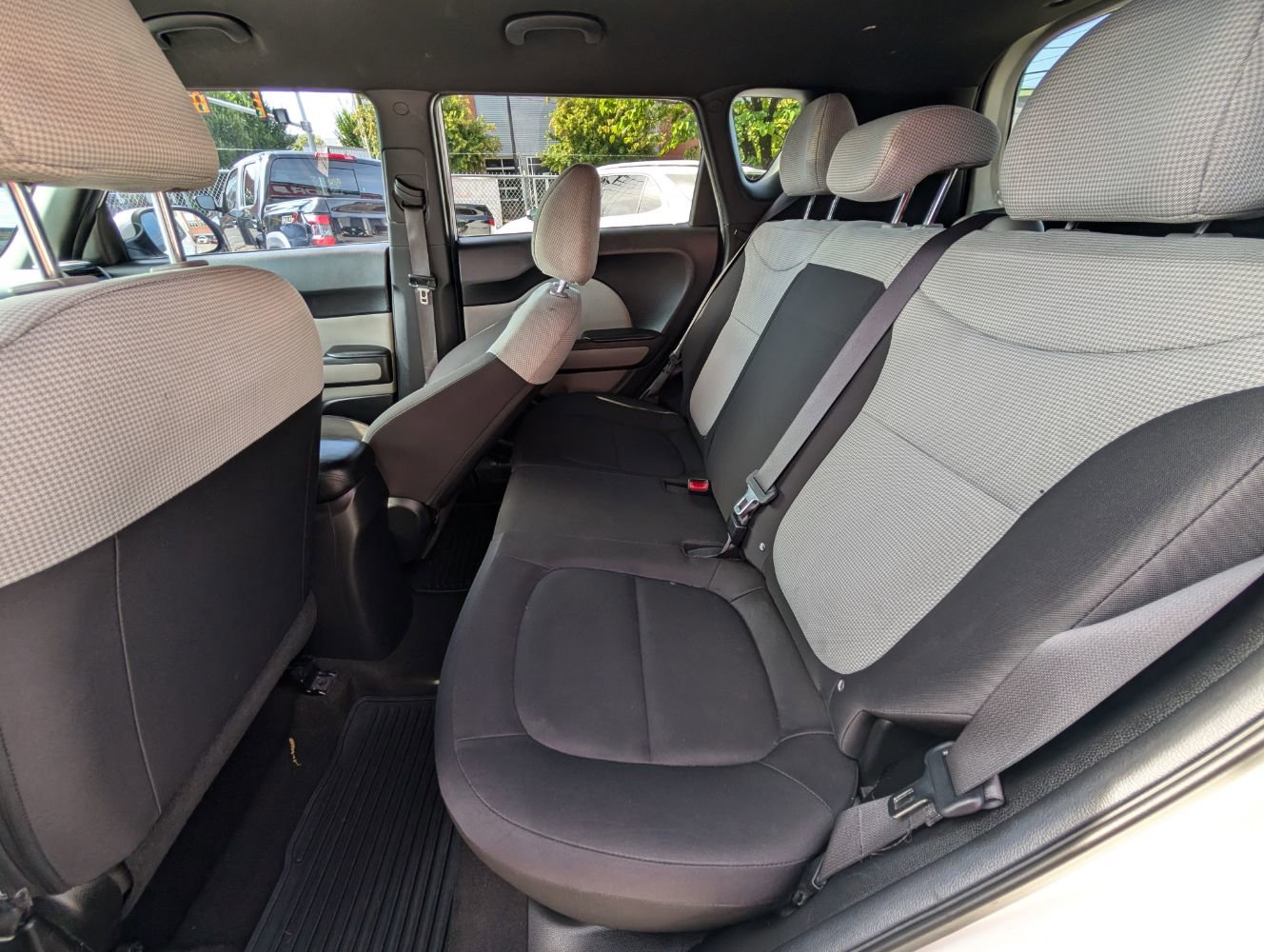 Used 2016 Kia Soul image 17