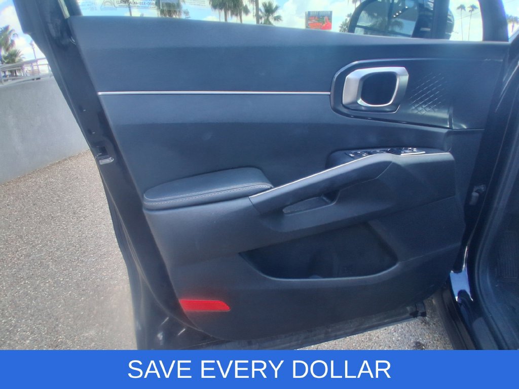 Used 2026 Kia Sorento S FWD image 10