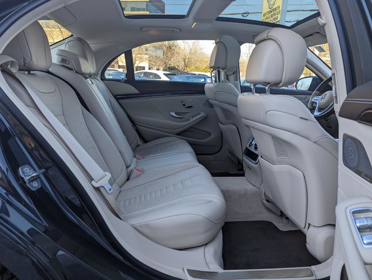 Used 2018 Mercedes-Benz S 560 4MATIC Sedan image 32