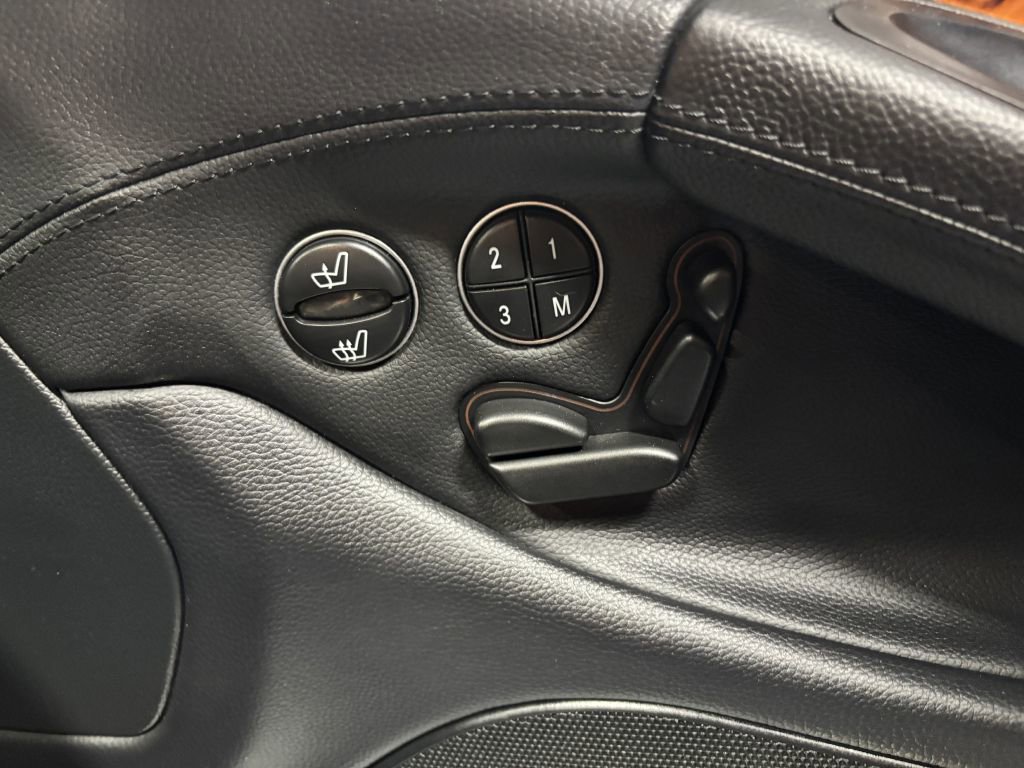 Used 2008 Mercedes-Benz SL 550 image 70