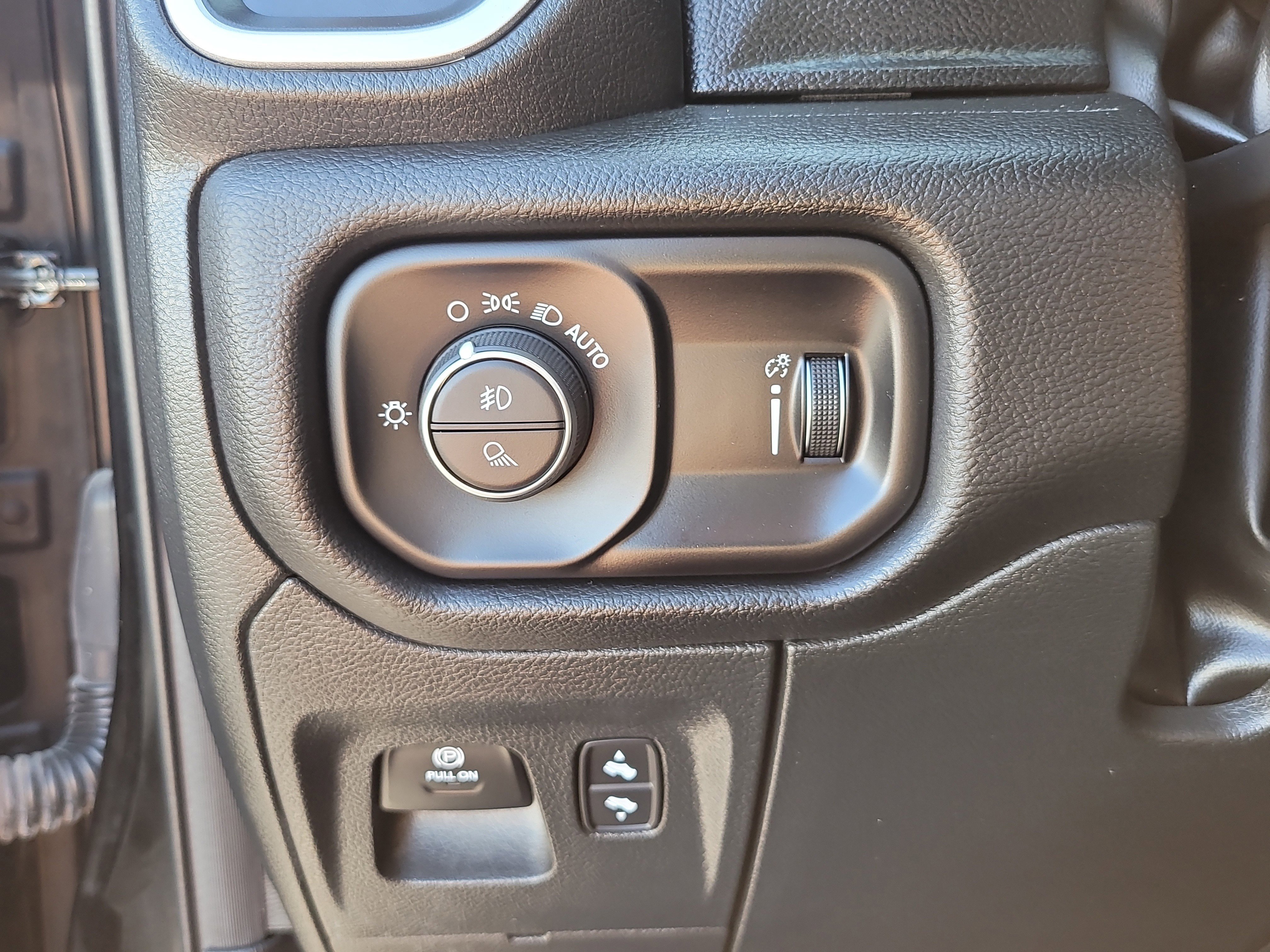 Used 2022 RAM 1500 Big Horn image 31